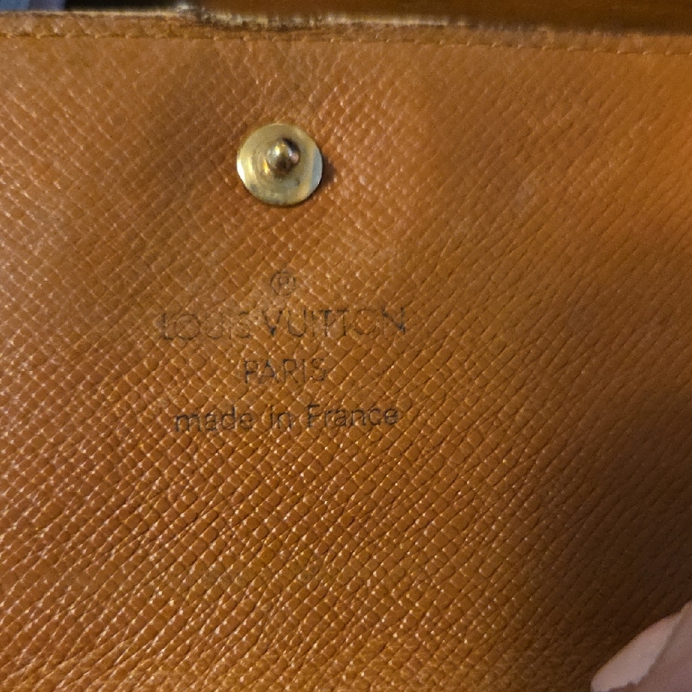 Louis Vuitton Brown and Gold Monogram Wallet - Picture 4 of 9